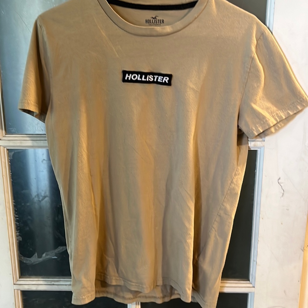 Hollister 100% cotton Tee